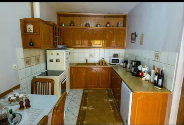 Rodomelo House With Terrace - 4 Bedrooms Leonídion 외부 사진