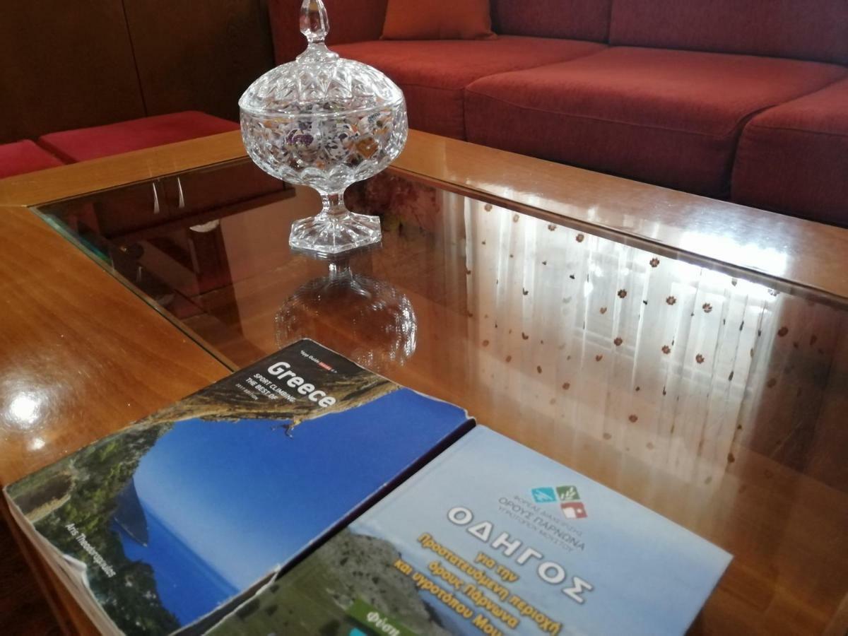 Rodomelo House With Terrace - 4 Bedrooms Leonídion 외부 사진