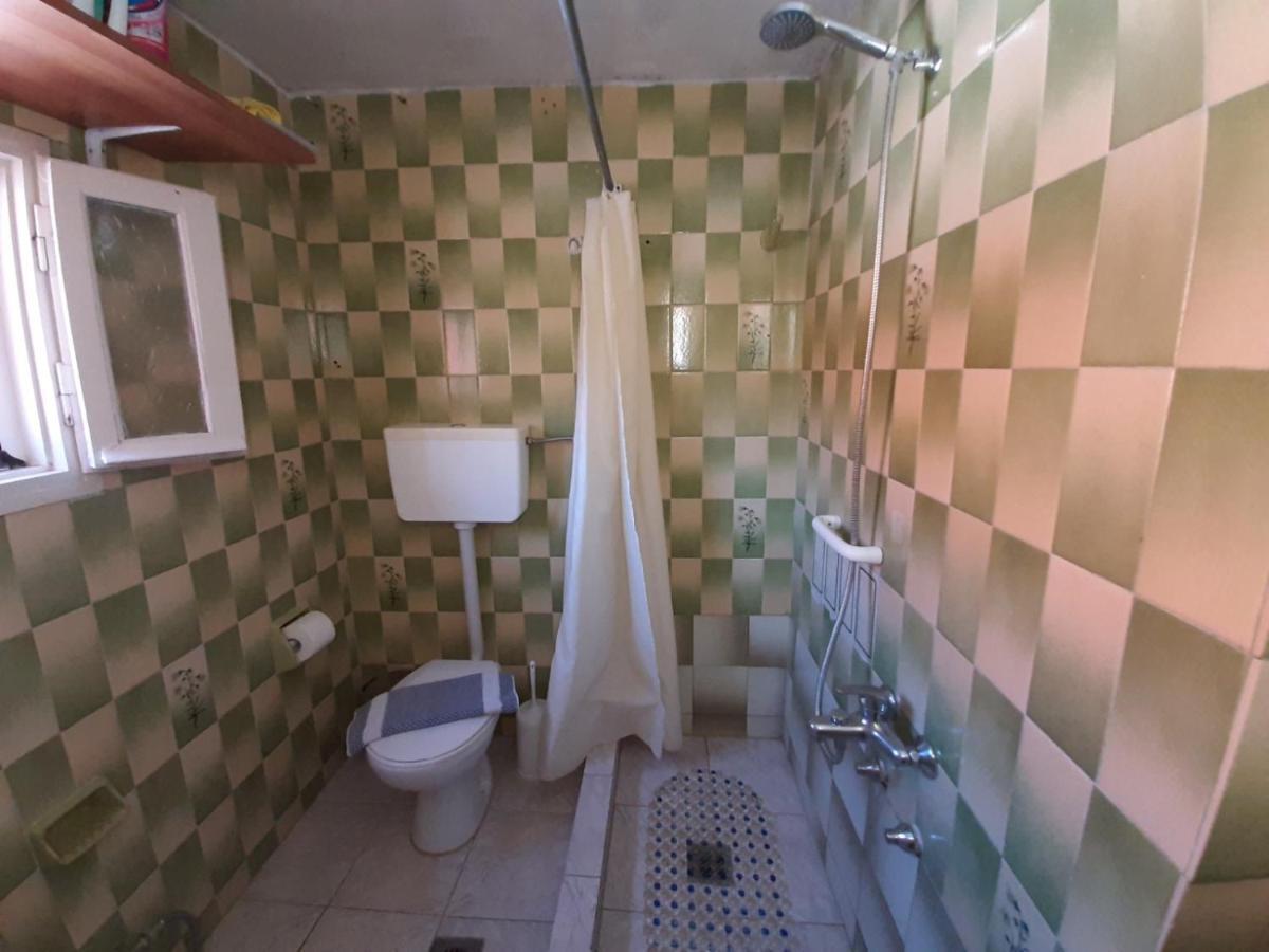 Rodomelo House With Terrace - 4 Bedrooms Leonídion 외부 사진